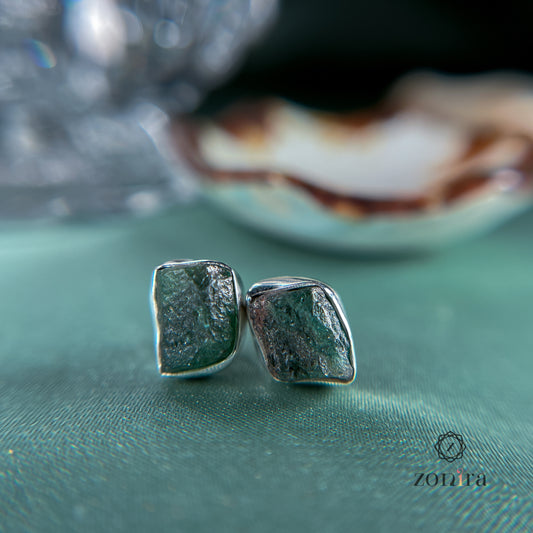 Aabis Silver Studs - Raw Emerald