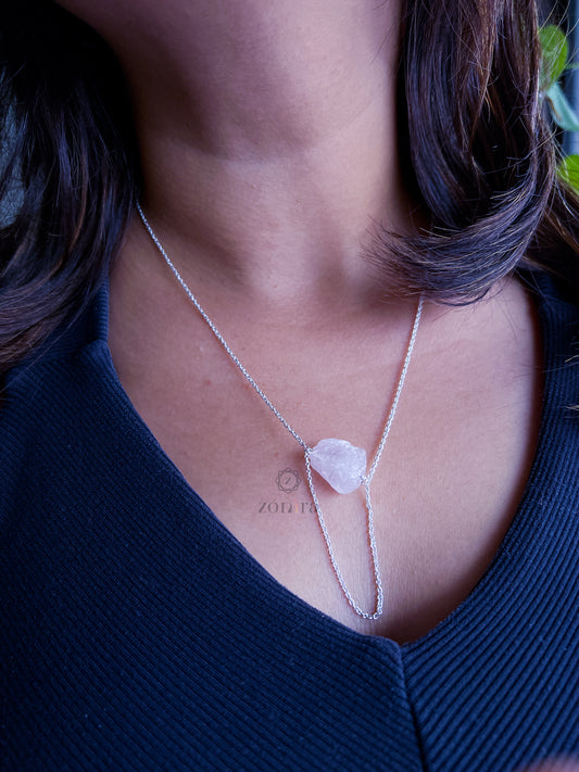Aabis Silver Necklace - Raw Rose Quartz