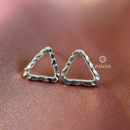 Maavi 92.5 Silver Studs - Chic Triangle