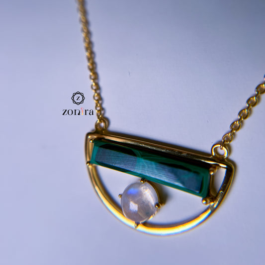 Sia Silver Necklace - Malachite & Rainbow Moonstone Gold